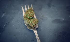 mangiare marijuana effetti